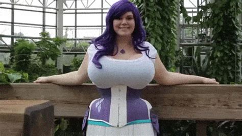 big boob gif|Big Tits Gif: 60+ Hottest Big Boobs Gifs of 2024